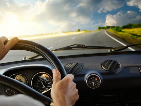 Bakıda insident: Sürücünü boğub, maşını qaçırdılar