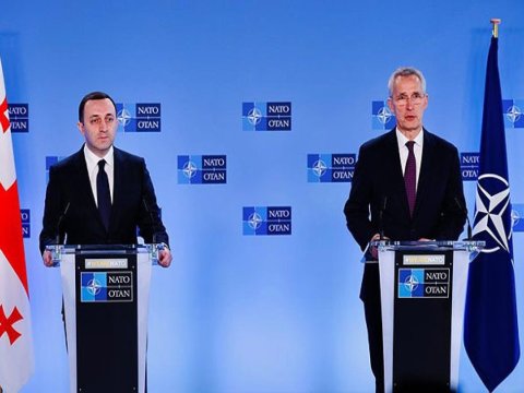 Qaribaşvili Stoltenberqlə Ukraynanı müzakirə etdi 