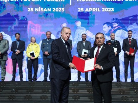 Ərdoğan Azərbaycan səfirinə mükafat verdi - FOTO