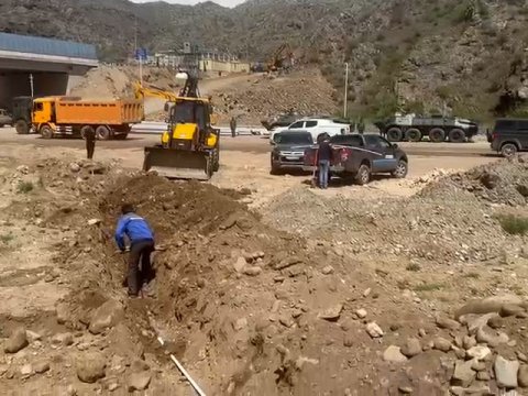 Sərhəd-buraxılış məntəqəsinə su çəkildi - FOTO