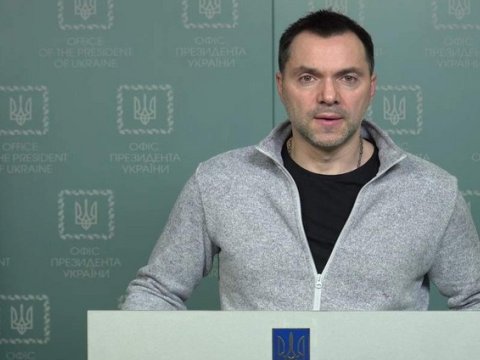 Azərbaycan parlaq oyun nümayiş etdirir - Arestoviç 