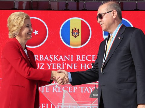 Allah Ərdoğana qüvvət versin - İrina Vlax
