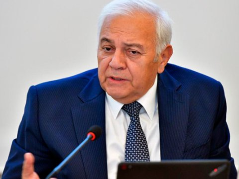 Oqtay Əsədovun qardaşının ölkədən çıxışına “STOP” qoyuldu