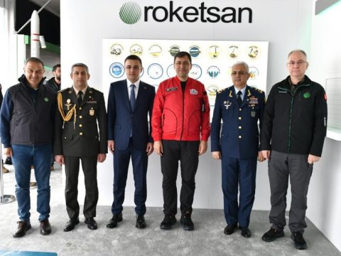 Müdafiə nazirinin müavinləri TEKNOFEST-də iştirak edib 