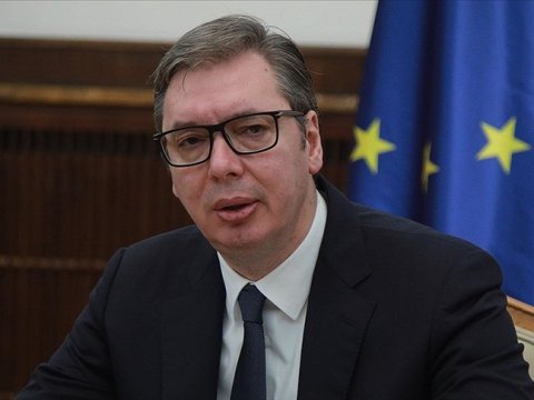 Aleksandar Vuçiç istefaya gedir