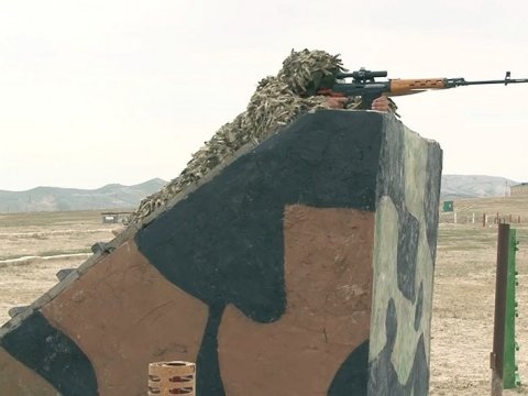 Orduda “Ən yaxşı snayper” adı uğrunda yarış keçirilir - VİDEO