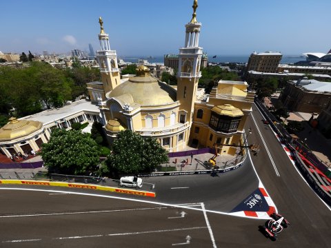 “Williams”ın pilotu sprint yarışına qatılmayıb