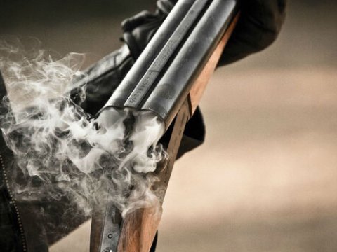 17 yaşlı gənc özünü güllələdi