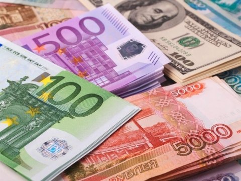 Bu günə olan valyuta MƏZƏNNƏLƏRİ