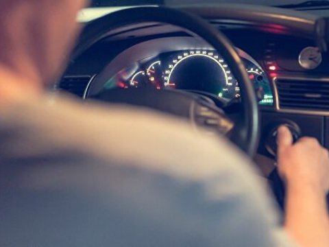 11 yaşlı uşağı “Mercedes”lə vurub öldürdü