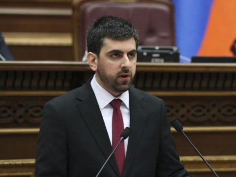 Rusiya sülh istəyirsə, niyə narahatdır? - Erməni deputat