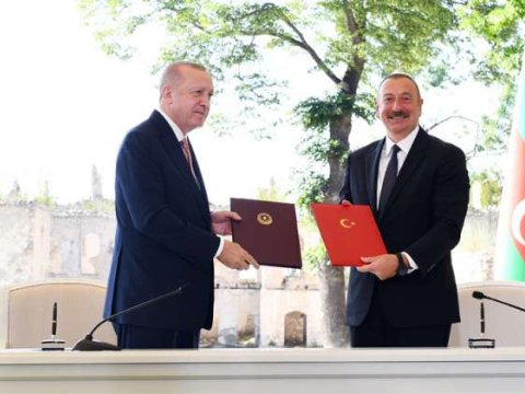 Şuşa Bəyannaməsinin imzalanması tarixi hadisə idi - Prezident