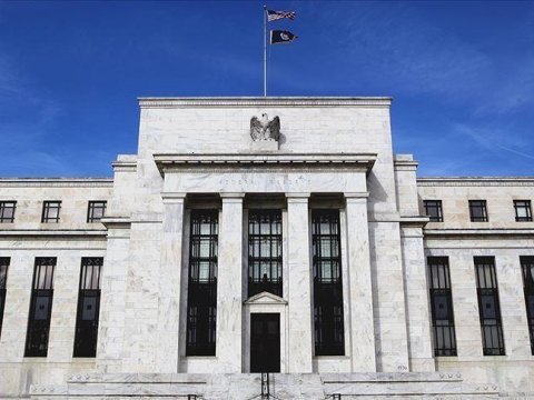 FED uçot dərəcəsini ARTIRDI