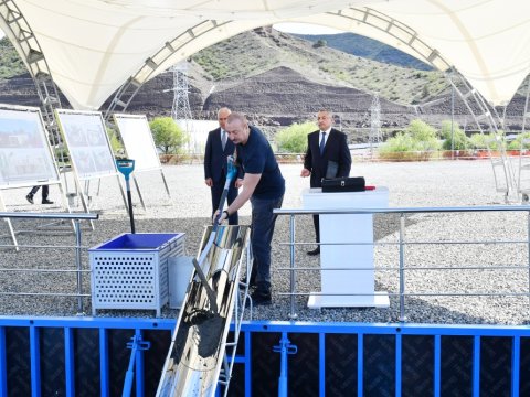 İlham Əliyev Güləbird kəndinin təməlini qoydu - FOTOLAR