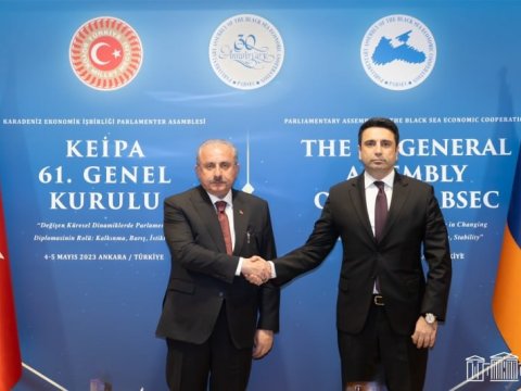 Azərbaycana qarşı ərazi iddiamız yoxdur - Simonyan