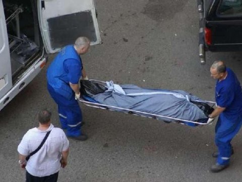 Evdə 48 yaşlı kişinin meyiti aşkarlandı