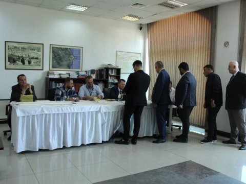 Türkiyə vətəndaşları Gəncədə səs verir