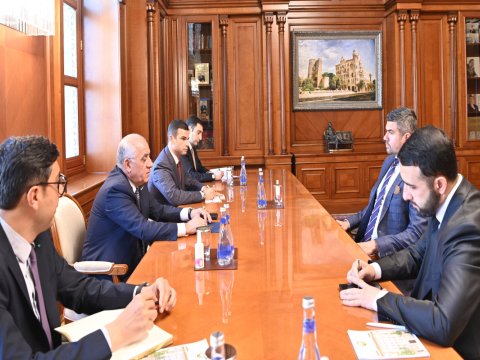 Əli Əsədov Filip Cuda ilə görüşdü