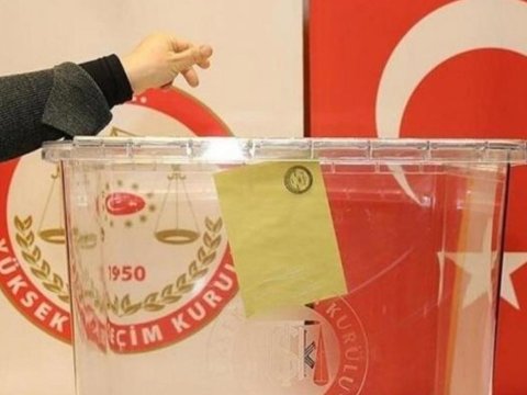 Türkiyənin Gəncədəki Baş konsulluğunda səsvermə yekunlaşır