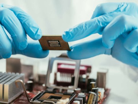 ABŞ-ın sanksiyaları Çinin sənayesini inkişaf etdirir