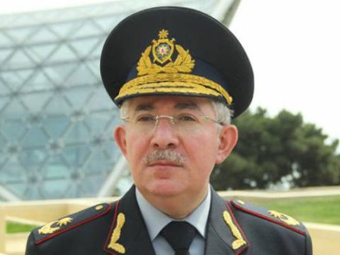 General Milli Məclisə gəldi - İclas keçirilir