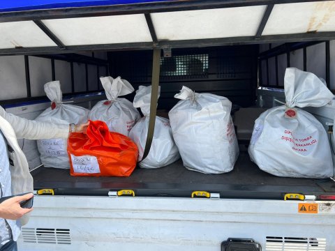 Seçki bülletenləri Bakıdan Türkiyəyə göndərildi - FOTOLAR