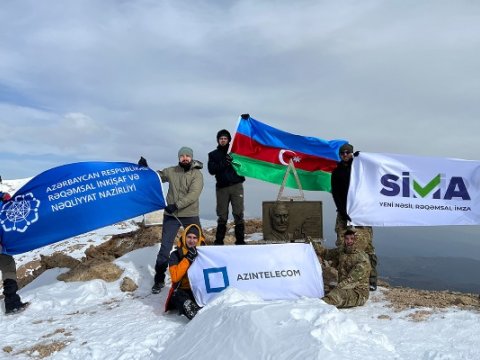 “AzInTelecom” nümayəndələri “Heydər zirvəsi”nə yürüş edib - FOTOLAR
