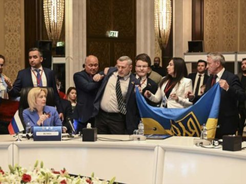 YAP funksioneri deputatların davasından DANIŞDI