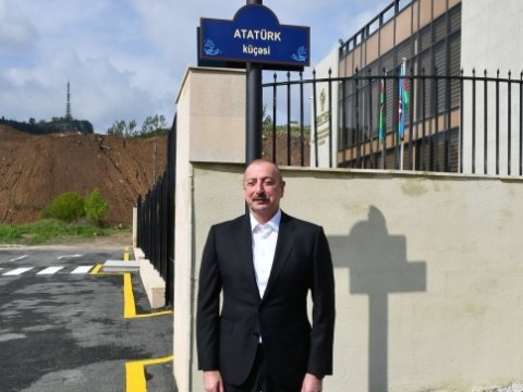 Prezident Şuşada Atatürk küçəsində - FOTO