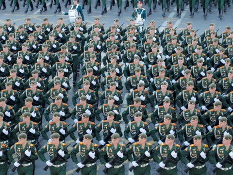 Rusiyada Qələbə bayramı əsəbi atmosferdə qeyd olunur