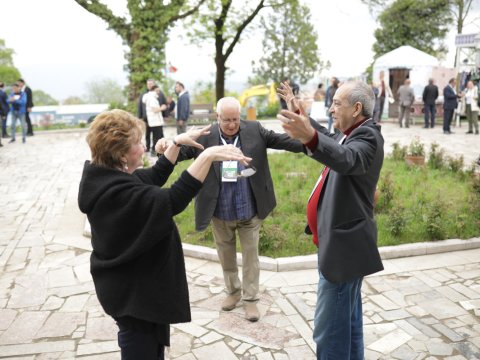 “Xarıbülbül” festivalı başladı - FOTOLAR