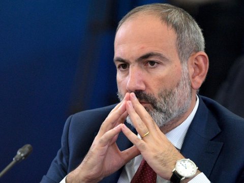 Paşinyanın maaşı nə qədərdir? - Bahalı saat, zinət əşyaları...