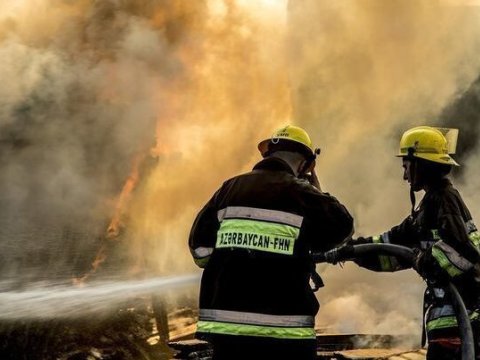 Ağdamda məktəb YANDI