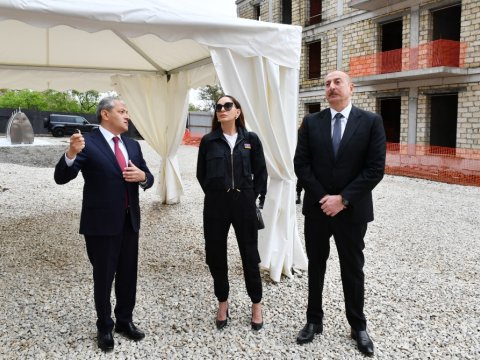 Prezident və xanımı Şuşadakı kompleksin tikintisi ilə tanış oldu