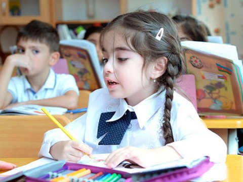 Nazirlikdən xəbərdarlıq: “Şirinlik” verməyin!