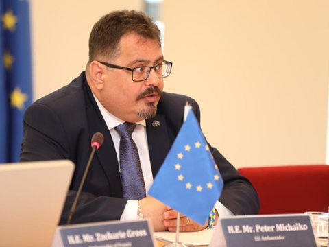 Mixalkonun möhürü ilə 1 milyon mənimsəyib - MƏHKƏMƏ