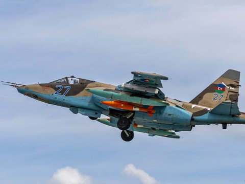 Ordumuzun Su-25 qırıcısına quraşdırılan raket sınaqdan keçirildi - VİDEO