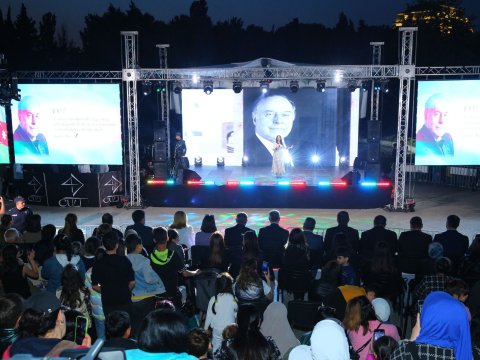 Binəqədidə Heydər Əliyevin 100 illiyinə həsr olunan konsert - FOTOLAR