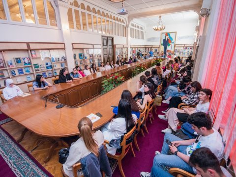 “Campbell Biologiya” kitabının təqdimatı oldu - FOTO