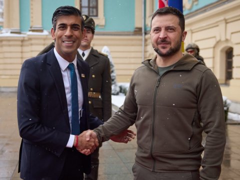 Zelenski Sunaka zəng vurub təşəkkür etdi 