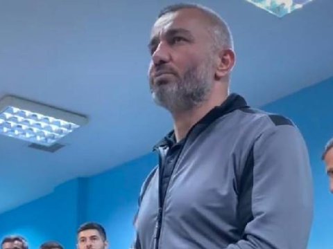 Qurban Qurbanov soyunub-geyinmə otağında nə dedi... - VİDEO
