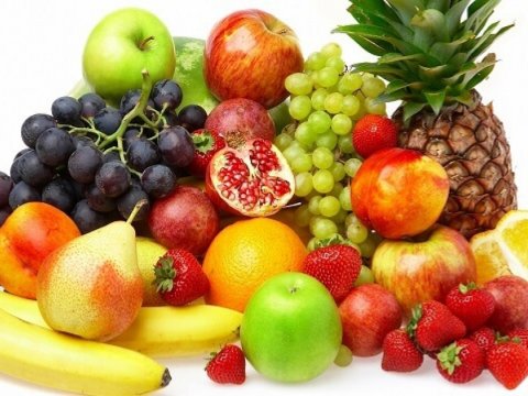 Həddindən artıq meyvə yemək ziyandır