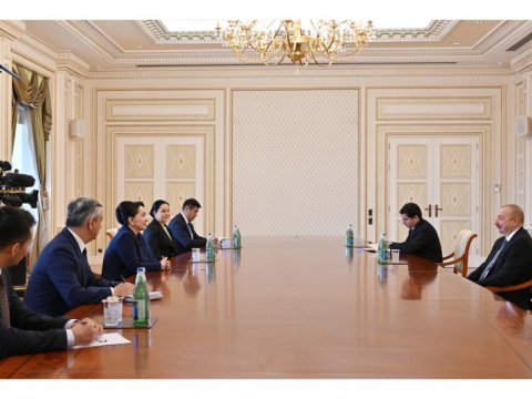 Prezident Özbəkistan spikerini qəbul etdi