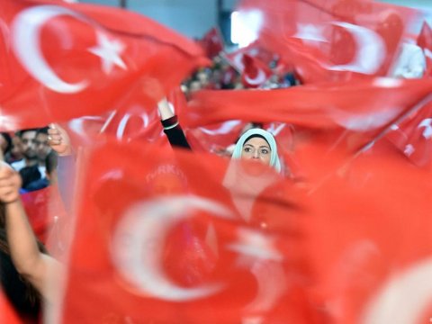 Seçilməyən məşhurlar... - SİYAHI