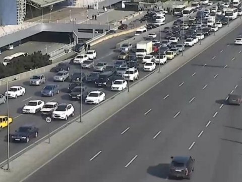 Hazırda tıxac olan yolların SİYAHISI