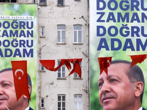 Ərdoğan qələbəyə doğru, müxalifət şokdadır - ŞƏRH