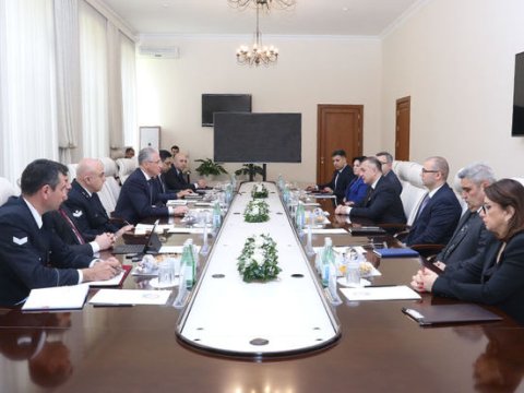 İki nazir tibbi tullantıların idarə edilməsi ilə bağlı əmr imzaladı