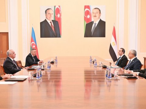 Əli Əsədov daha bir görüş keçirdi