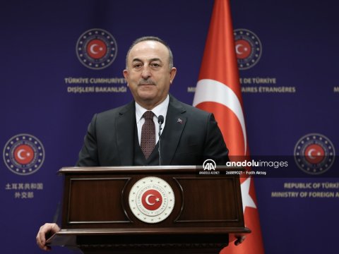 Çavuşoğlu şəhid ailələrinə başsağlığı verdi