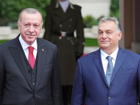 Macarıstan Baş naziri Ərdoğanı TƏBRİK ETDİ